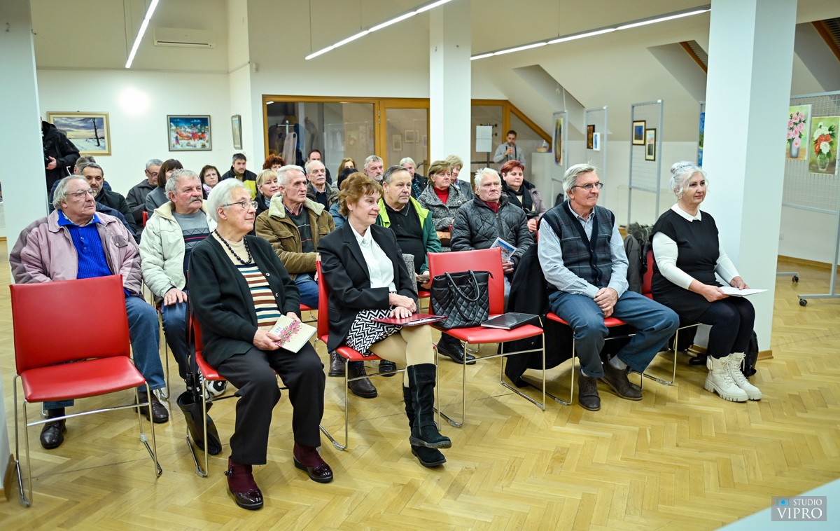FOTO Otvorena Godišnja izložba radova članova LUDM-a Prelog