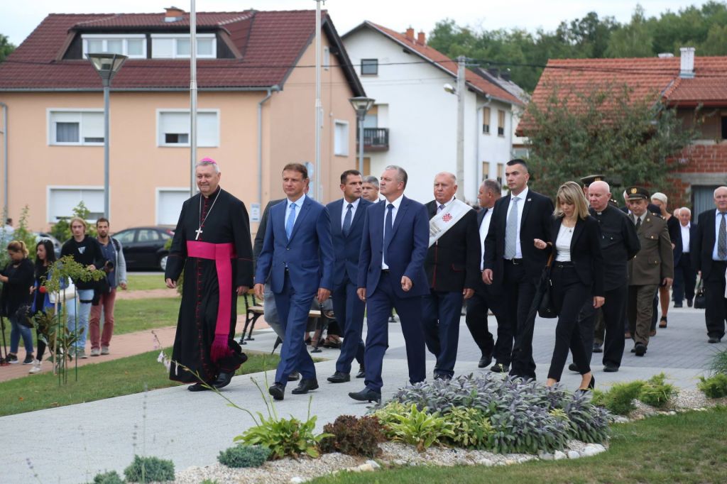 2146002710212942454853070354340