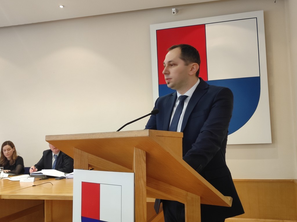 LJUBOMIR KOLAREK Ponovo u županijskim klupama