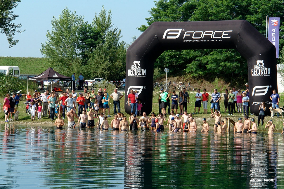 304012702dsc02250864177