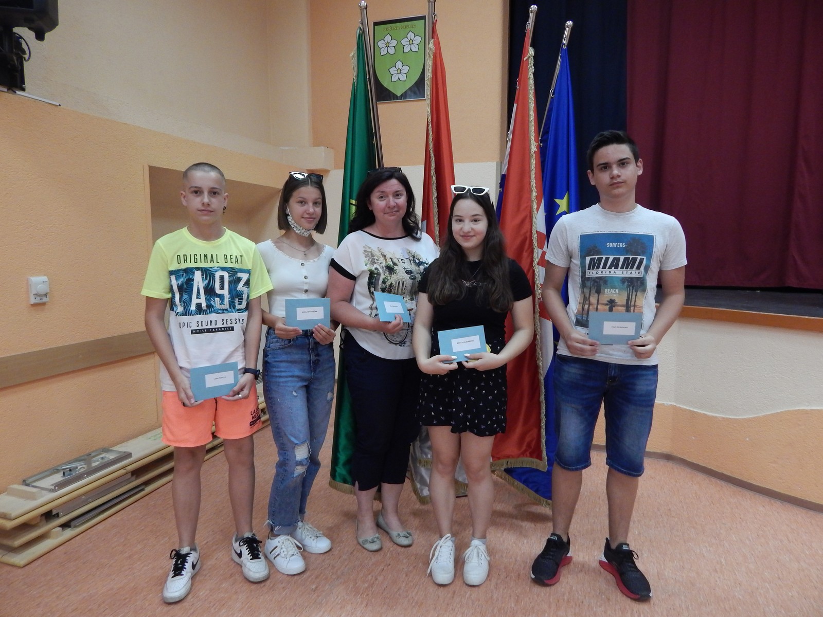 NA DAN SV. PETRA I PAVLA Prijem i nagrade za najbolje učenike Osnovne škole Belica