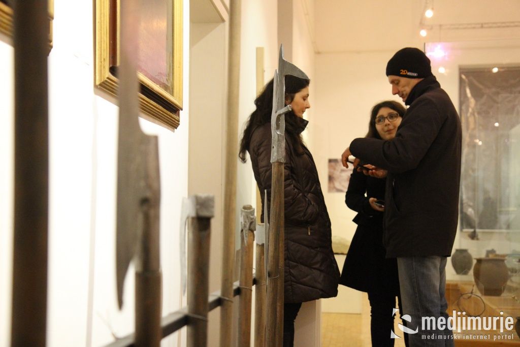 nocmuzejacakovec0092585025