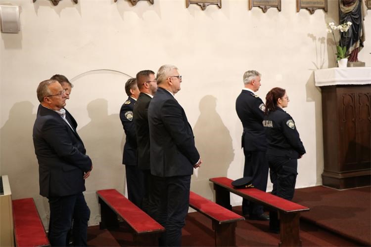 Svečana misa povodom devete obljetnice međimurske policijske kapelanije ‘Sveti Franjo Asiški’ Svečana misa povodom devete obljetnice međimurske policijske kapelanije ‘Sveti Franjo Asiški’