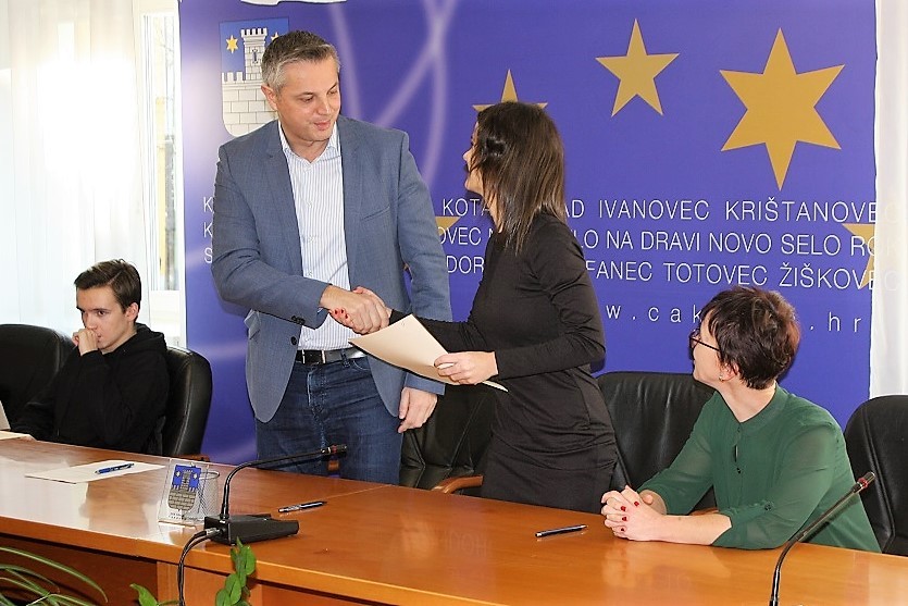 GRAD ČAKOVEC Potpisani ugovori o stipendiranju studenata