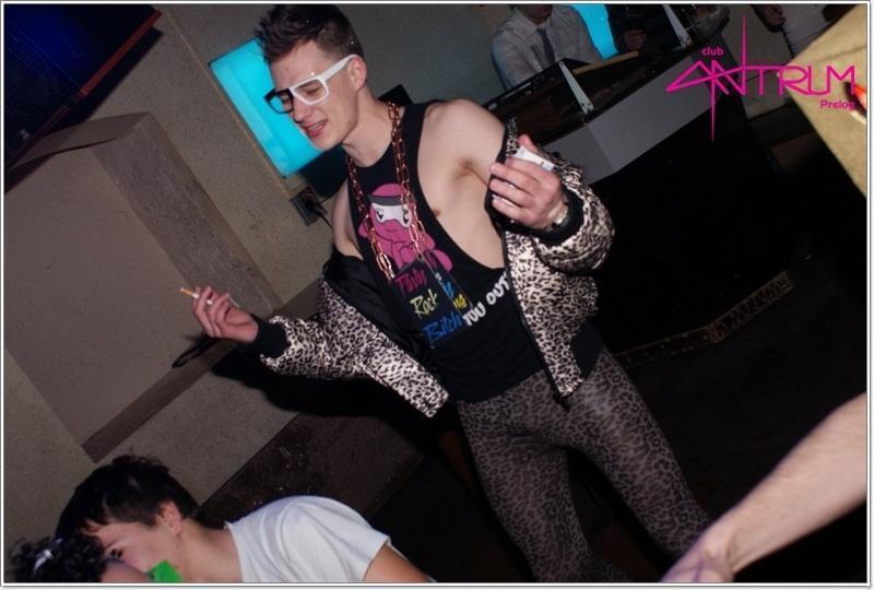 slika0052 Antrum (Petak i subota, 8. i 9.2.2013) slika0052 Antrum (Petak i subota, 8. i 9.2.2013)