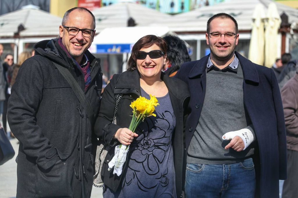 2939063610214618391110429118904