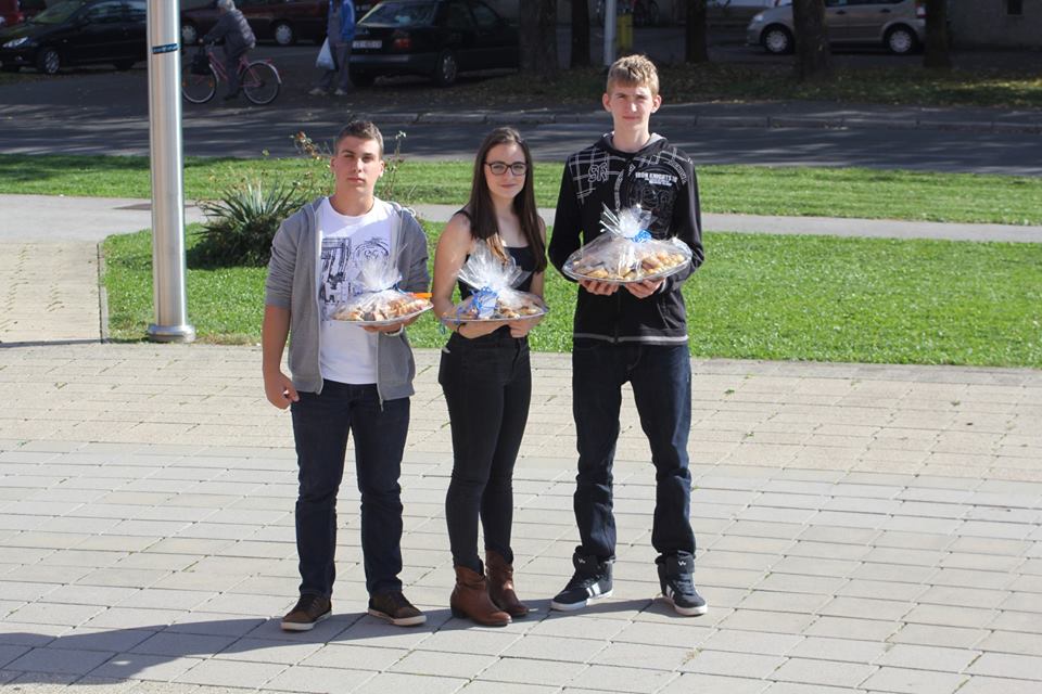 1920373782133871865151688459495