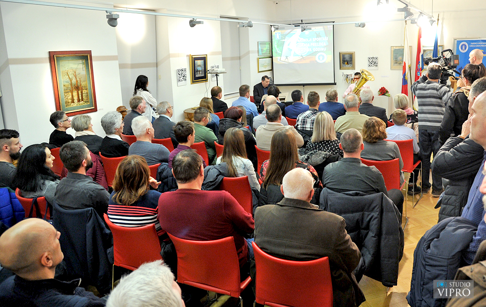 Stjepan Hunjak i Rukometni klub Prelog najbolji sportašI Preloga