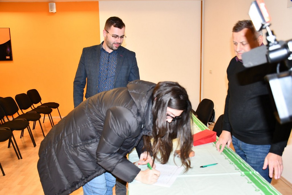 Darivanje beba u Nedelišću