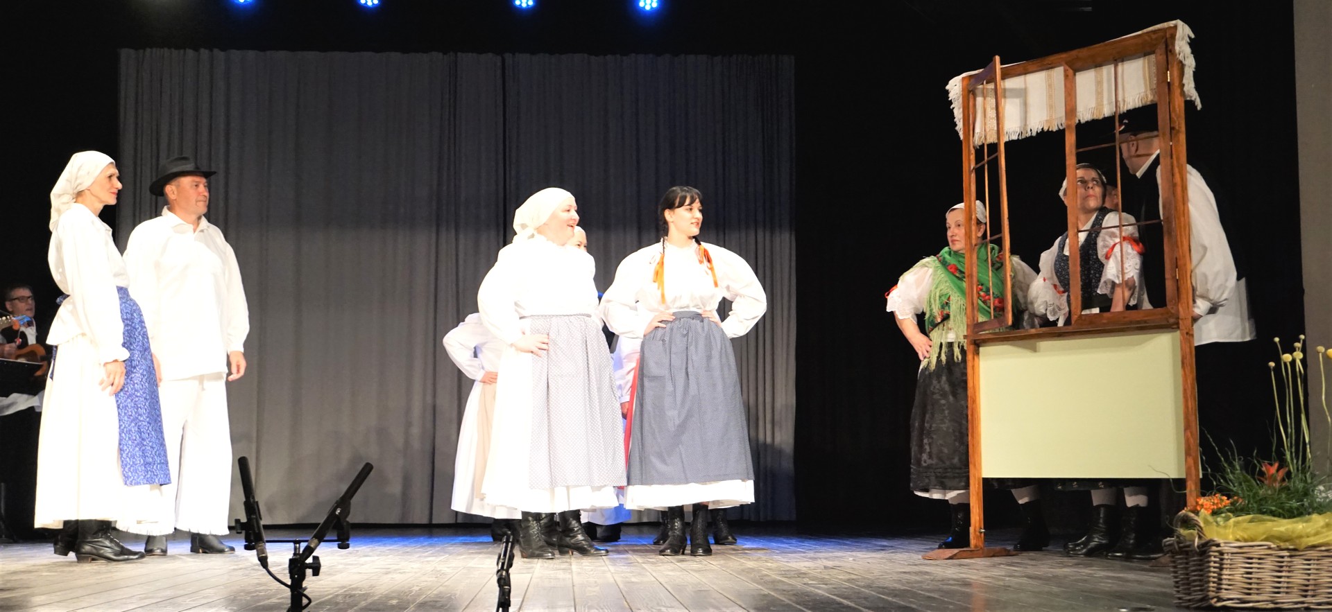 Folklorni ansambl HKD Pomurje na Regionalnom susretu folklornih skupina Slovenije