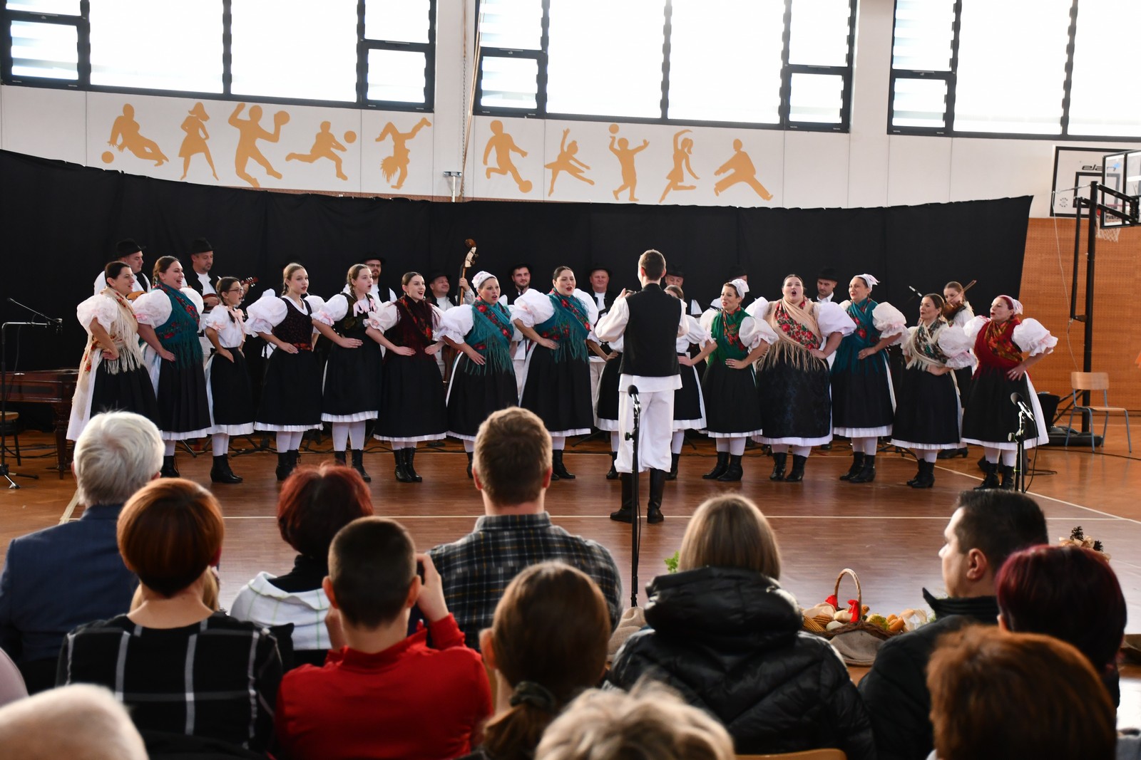 ČUVARI TRADICIJE Godišnja priredba KUD-a Belica