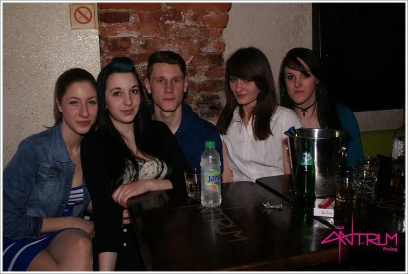 slika0040 Antrum (Petak i subota, 22. i 23.3.2013 – Mladen Burnać i Queens party) slika0040 Antrum (Petak i subota, 22. i 23.3.2013 – Mladen Burnać i Queens party)