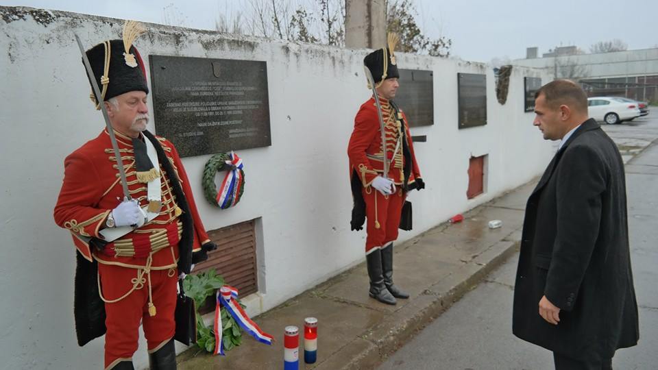 1042861410055938861230854102911