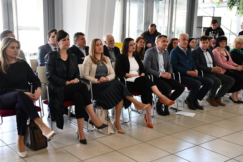 POGLEDAJTE KAKO IZGLEDA Dvorana Graditeljske škole Čakovec u novom ruhu