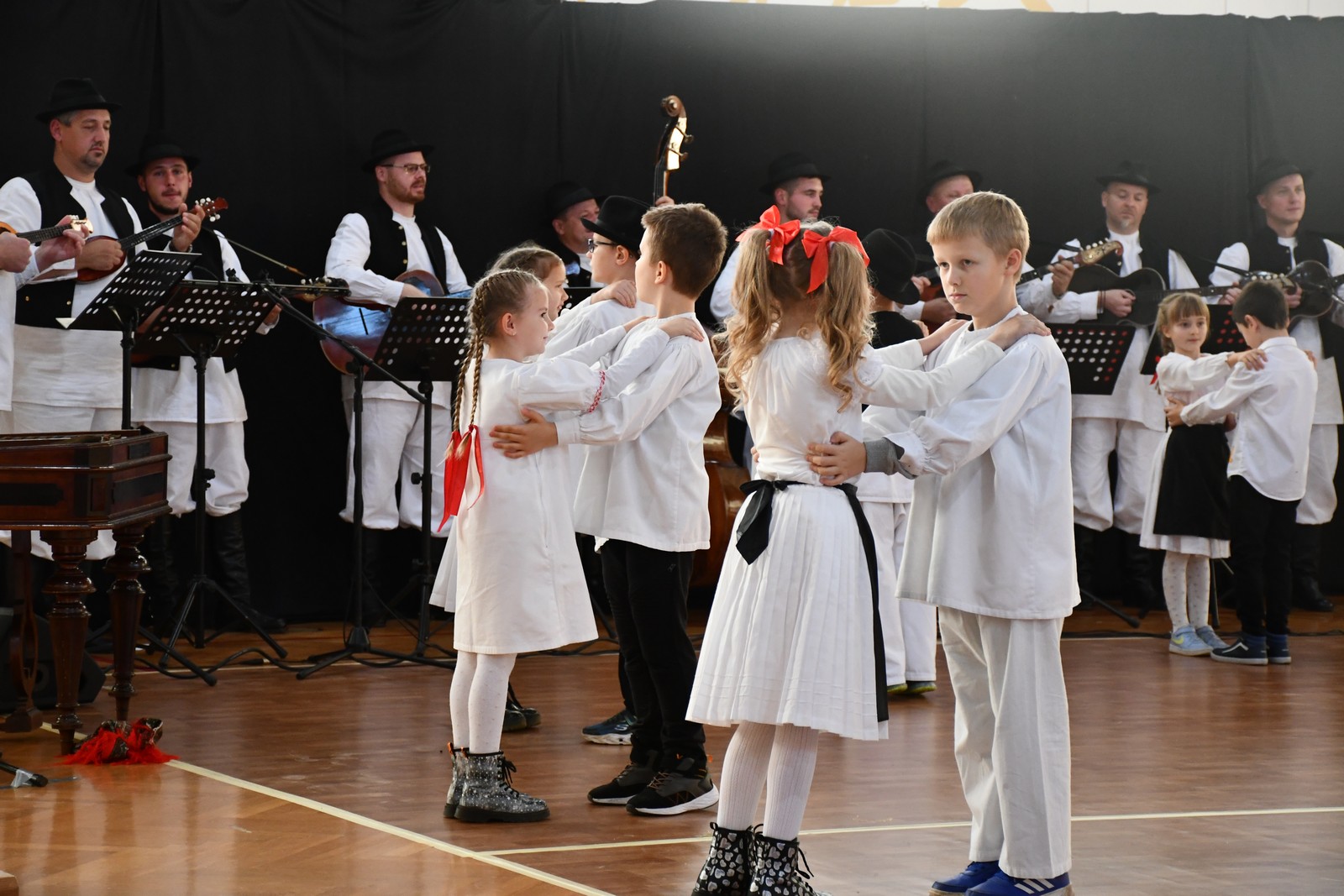 ČUVARI TRADICIJE Godišnja priredba KUD-a Belica