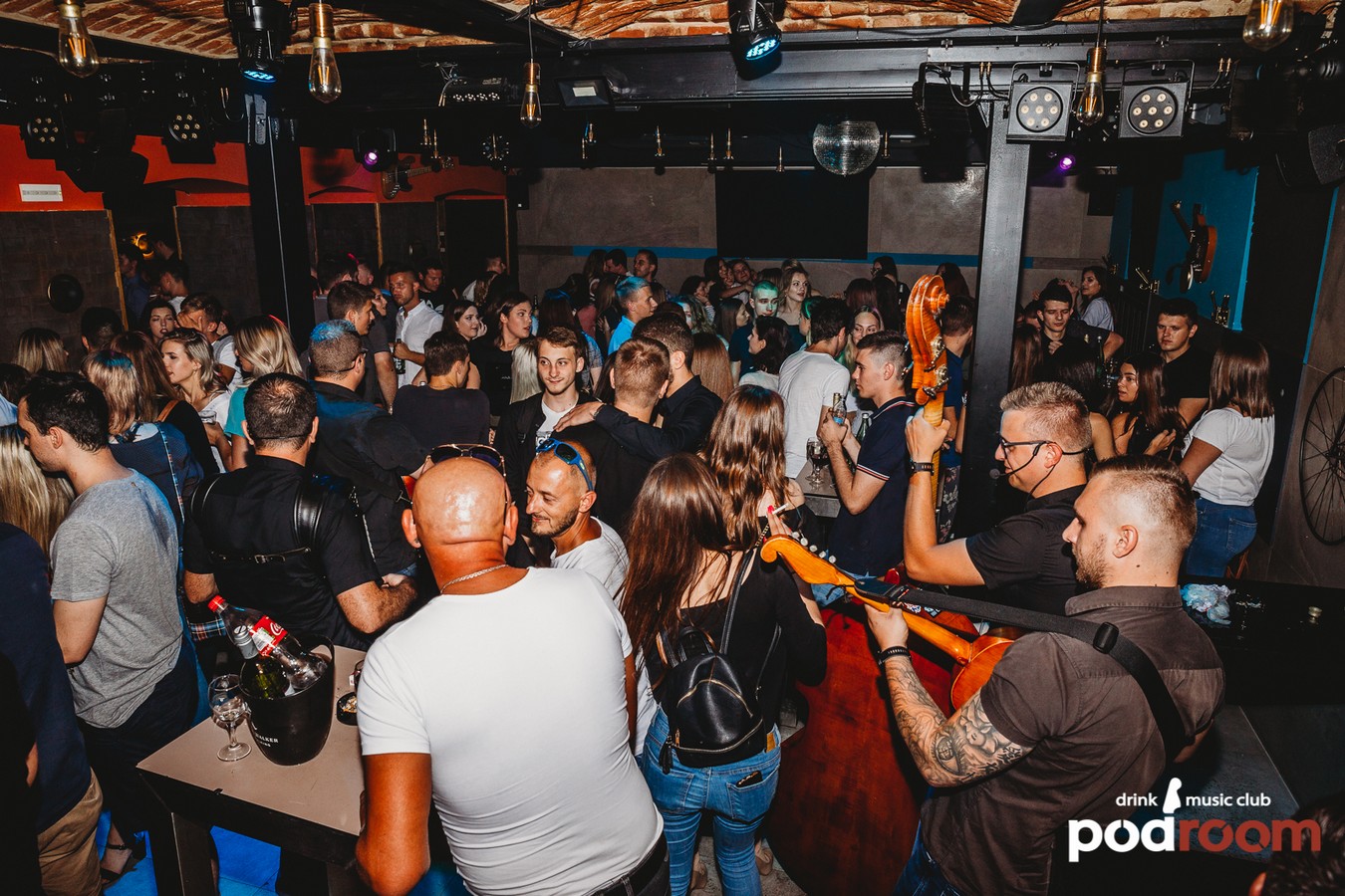 Odlična atmosfera na Podrumarenju uz TS Kumove i vina Dvanajščak-Kozol