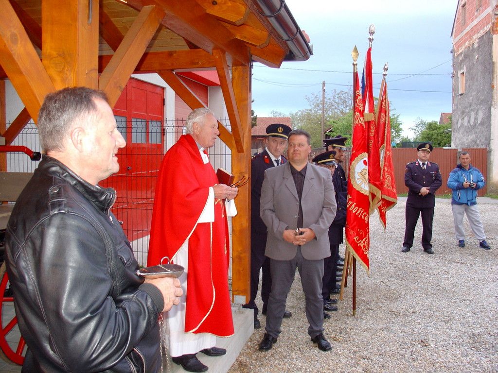 fotografija00008235804