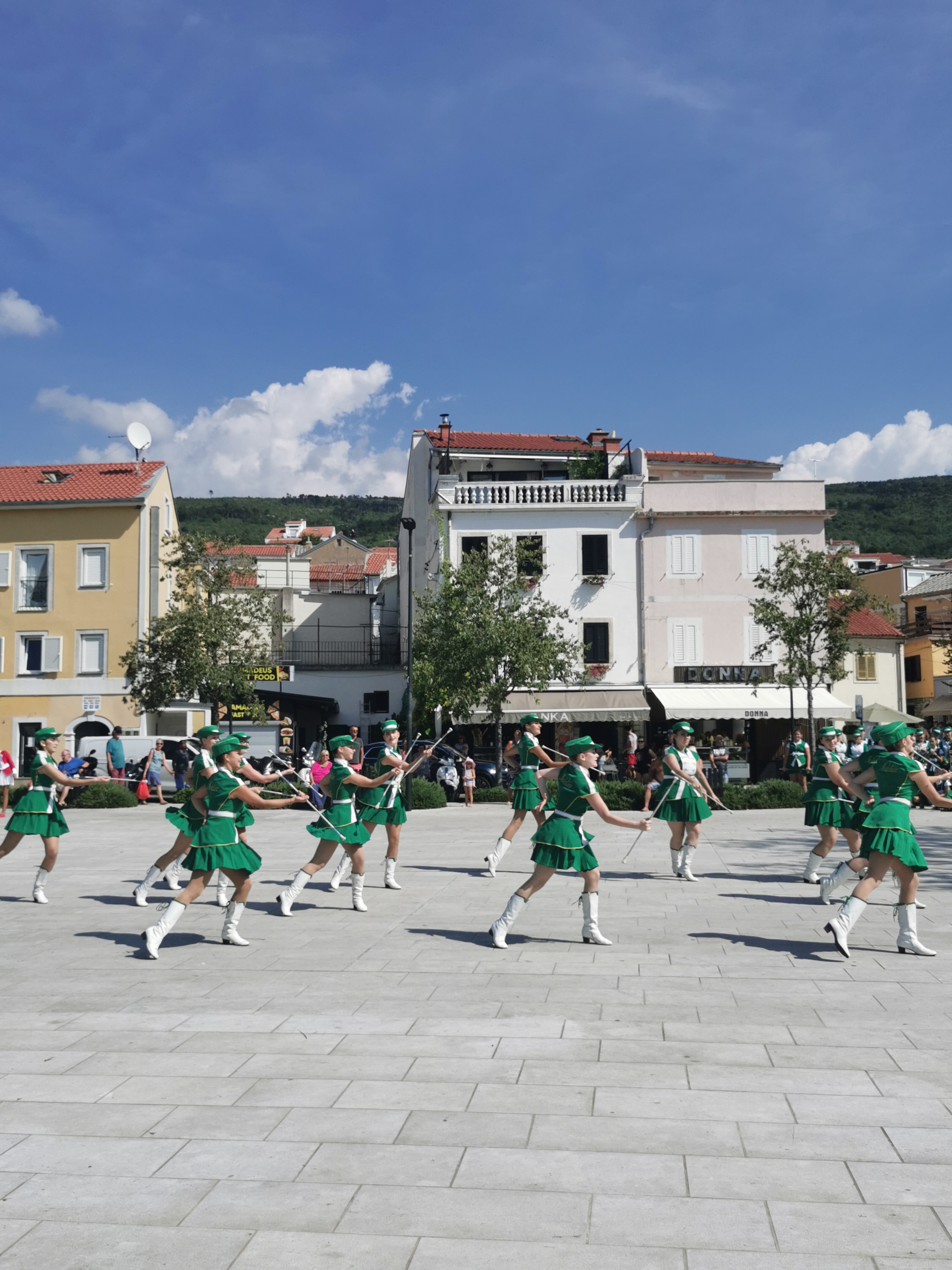FOTO Mažoretkinje Nedelišća održale pravu malu turneju po Hrvatskoj