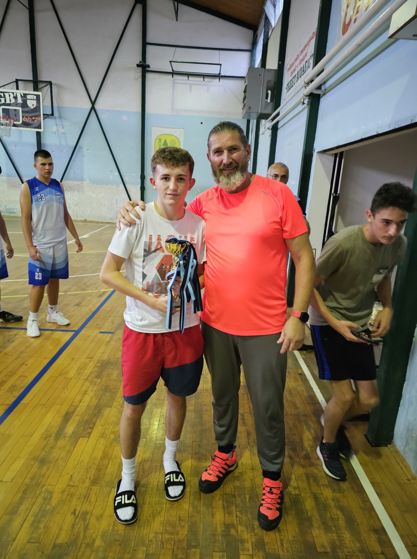 FOTO Mladi košarkaši Donjeg Kraljevca sudjelovali na turniru u Bosanskoj Krupi