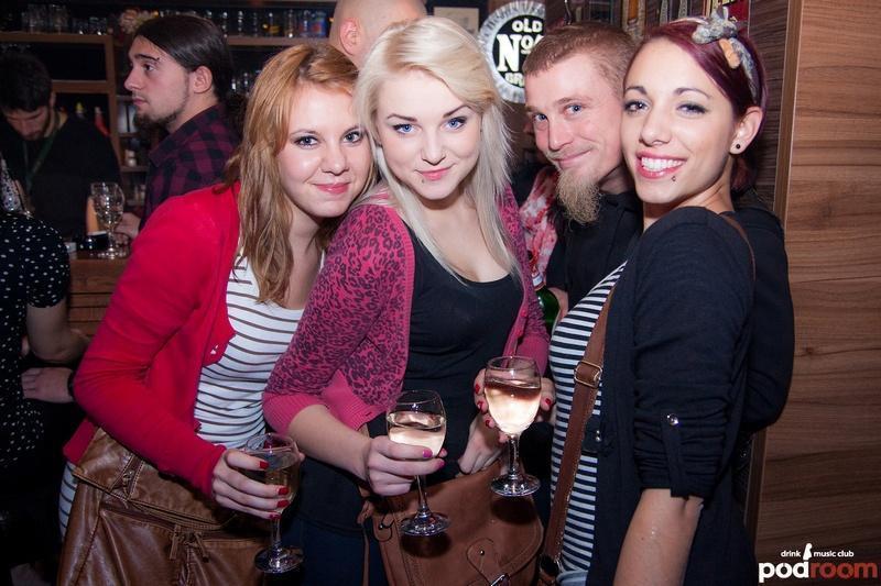 slika0001 Podroom (Petak, 7.12. – Trash & Burn Pin-up Calendar Party – 2. dio)