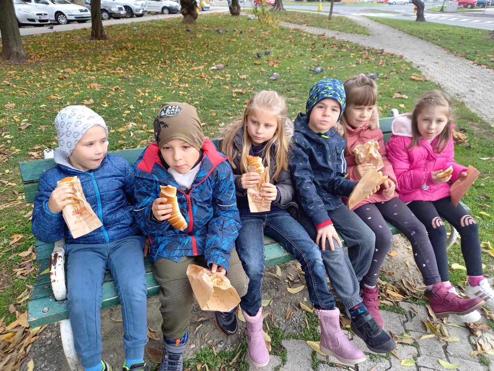 FOTO Posjet malih ‘Cvjetića’ knjižnici i pekari