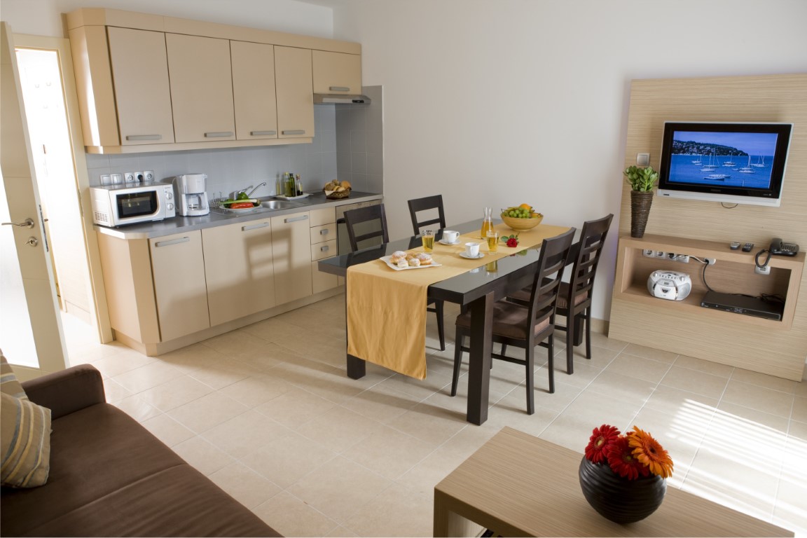 Image 5773889 (auto)