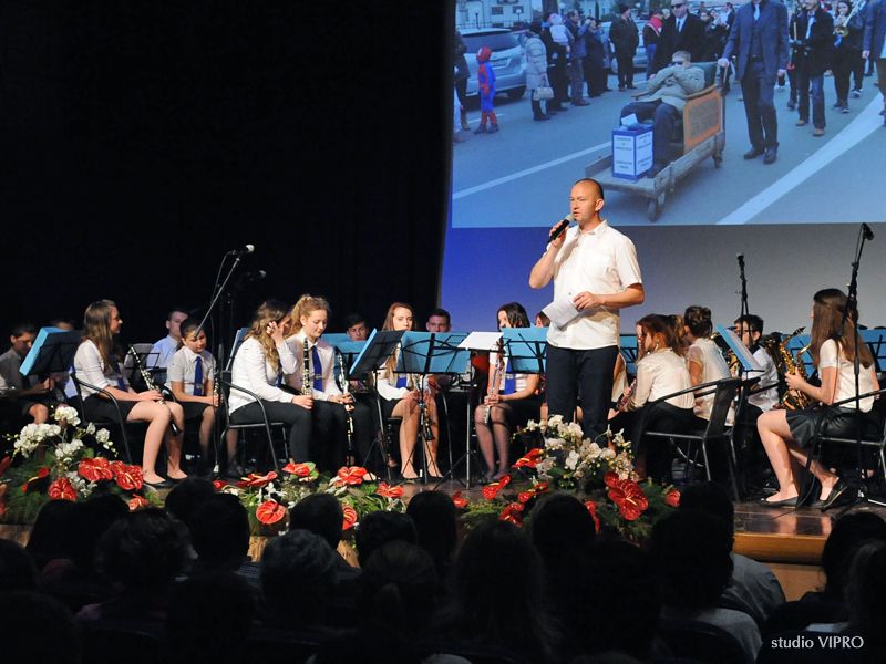 354015405dsc0040446556