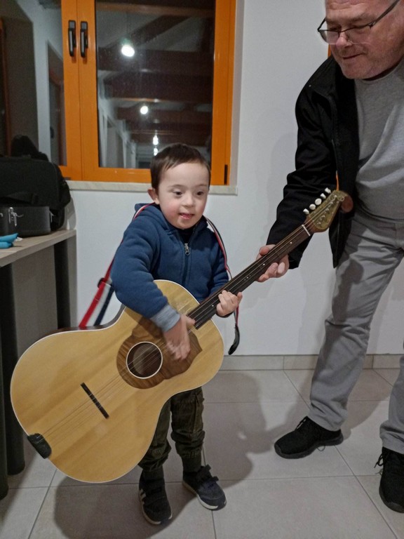 UPOZNAJTE ZRINA Veselog i vedrog dječaka koji osvaja svojim zaraznim osmijehom