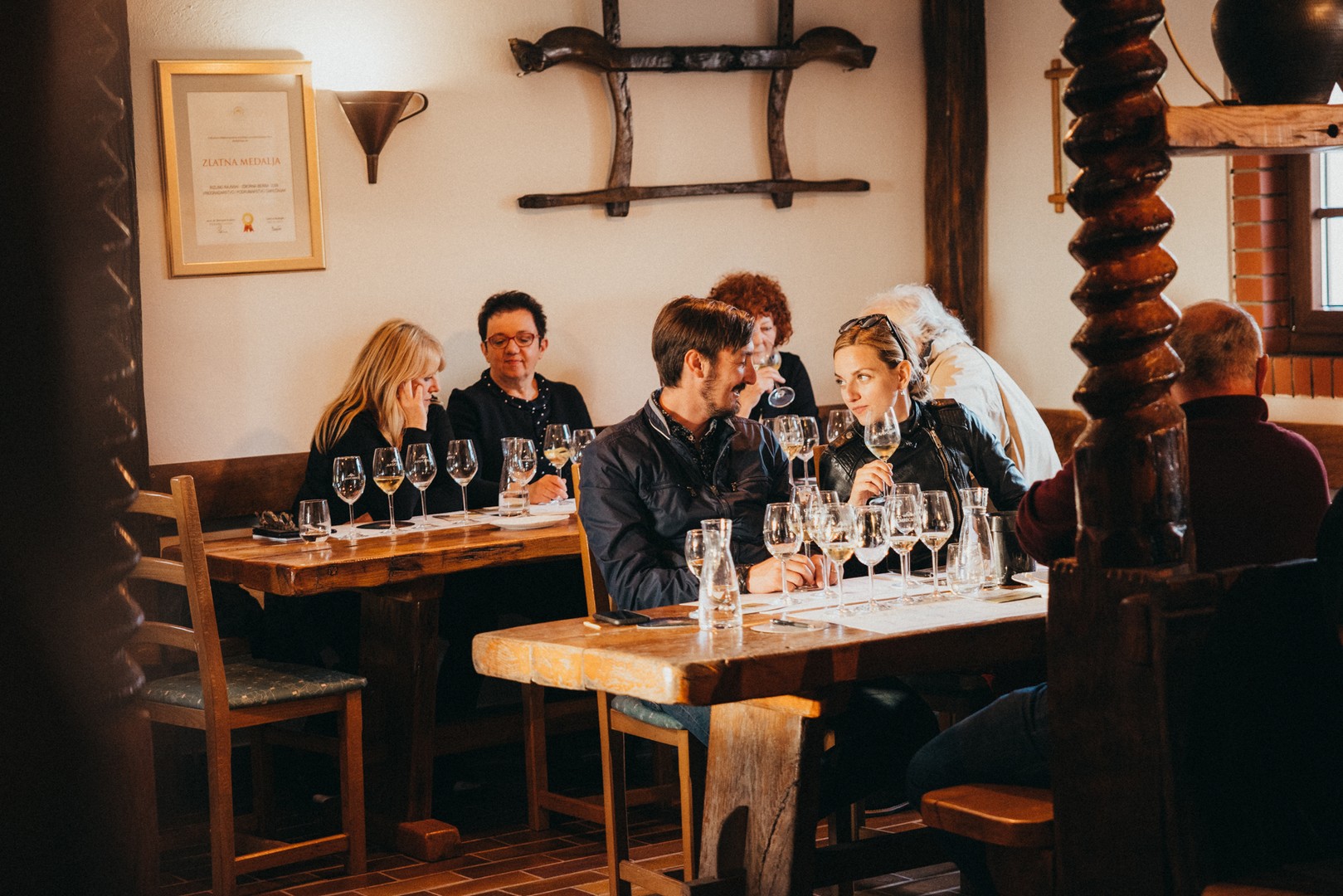 Vinarija Cmrečnjak poziva u novu Vinoteku!