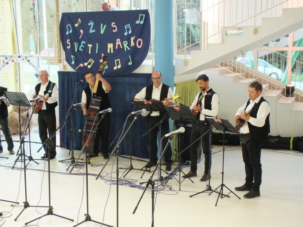 Image 5833199 (auto)