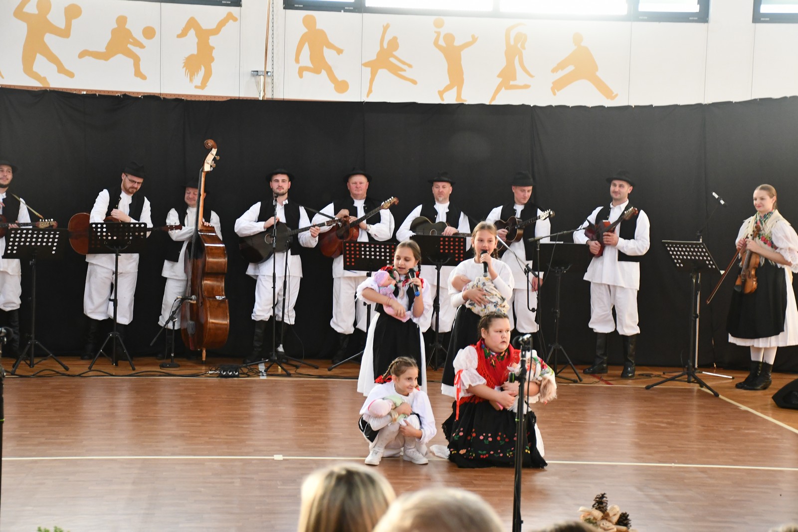 ČUVARI TRADICIJE Godišnja priredba KUD-a Belica