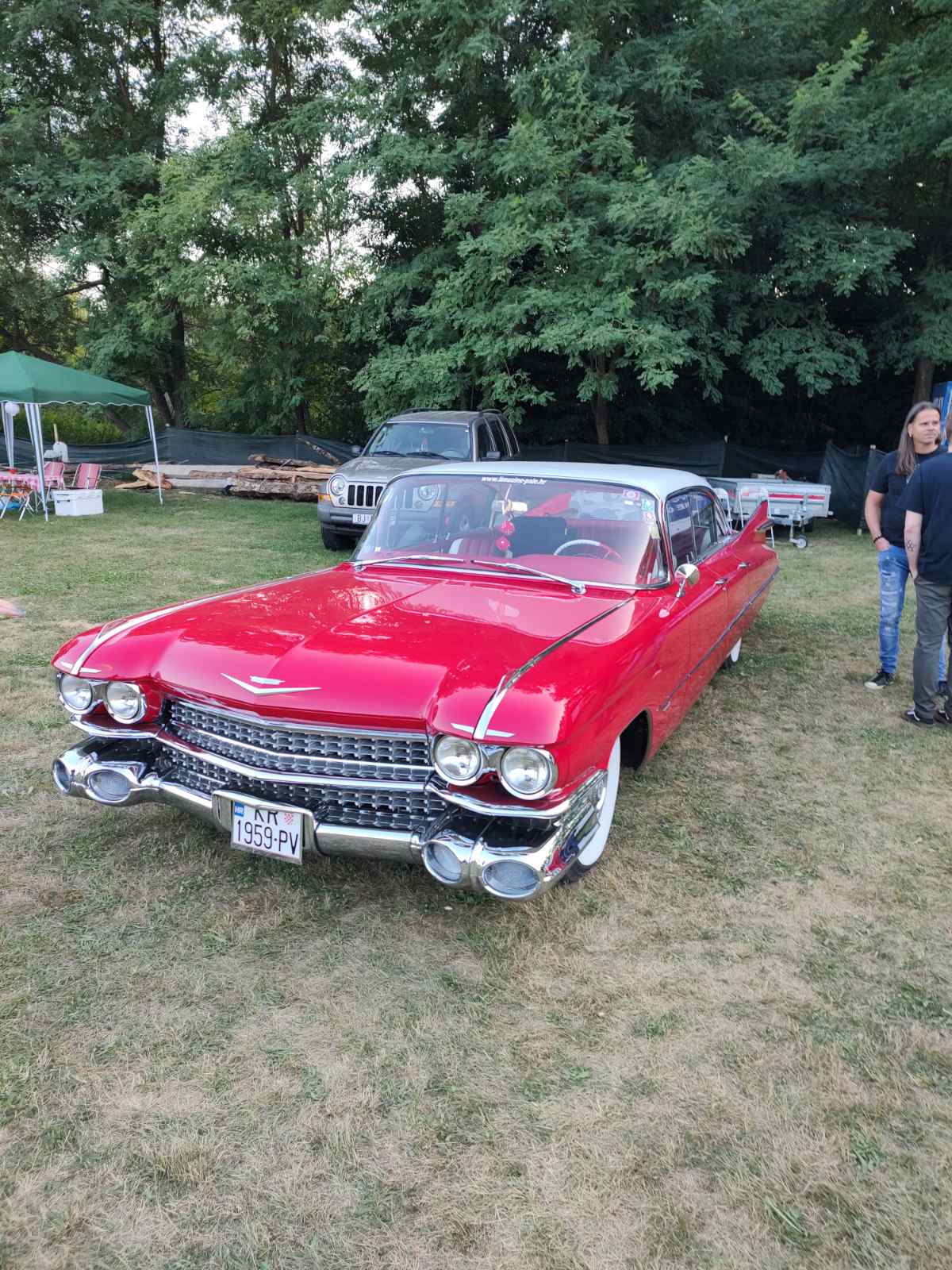 Susret ljubitelja američkih automobila i motora