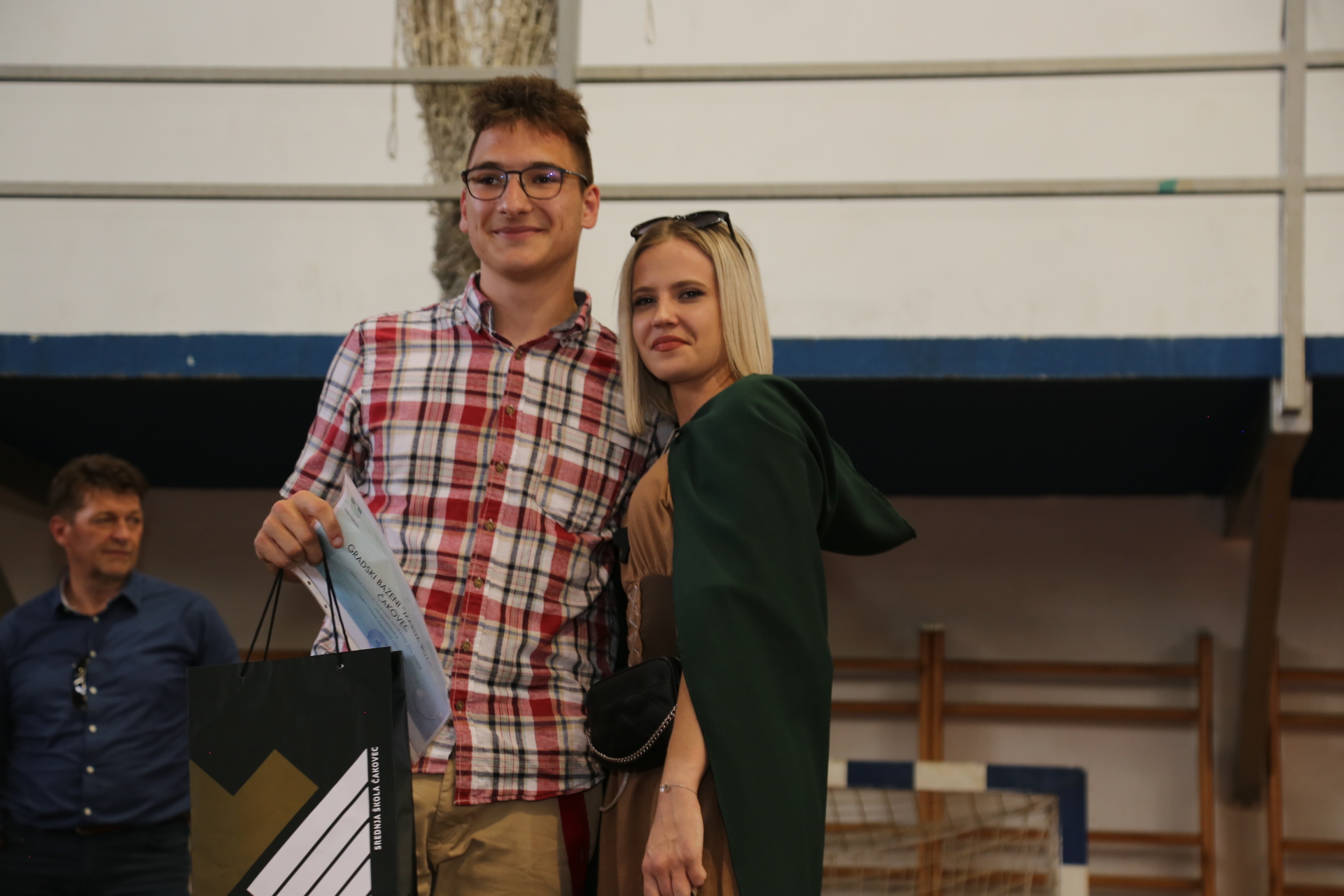 Proglašenje najmaturanata i najmaturanstkog razreda