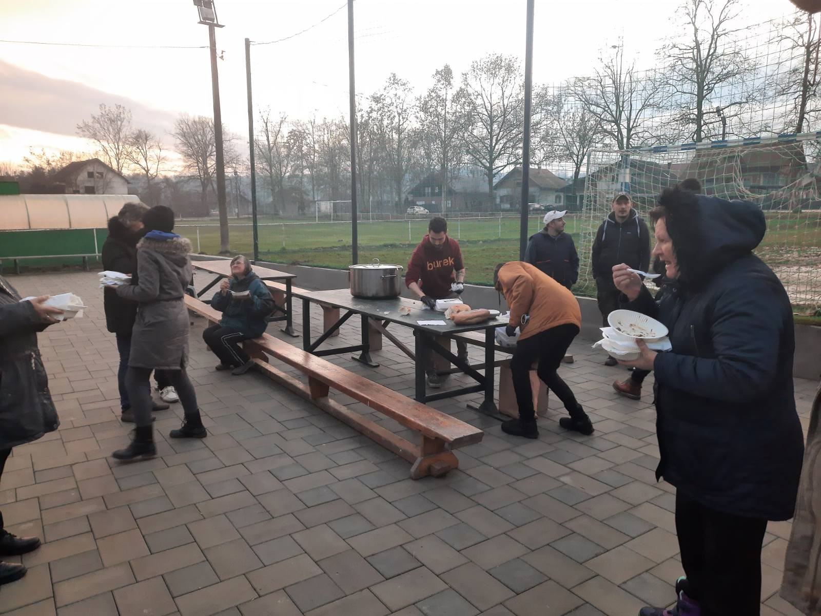 BRAVO! Međimurci Matija Bogdan i Vanja Nikolić kuhaju za stradale u potresu