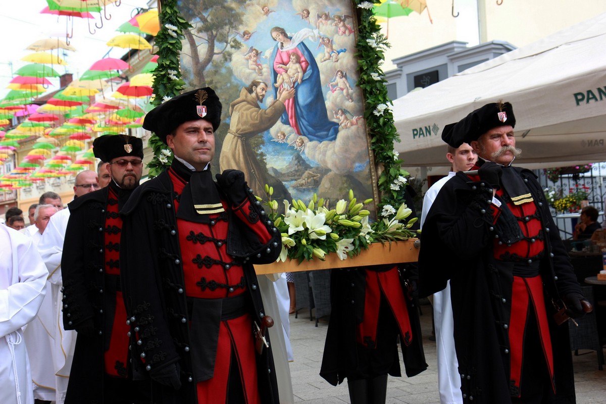 Središnje slavlje Porcijunkule: Misno slavlje predvodio varaždinski biskup msgr. Josip Mrzljak