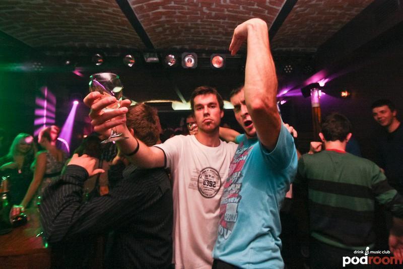 slika0012 Podroom (Subota, 6.10.2012 – MTV Hits Night – DJ Nixou)