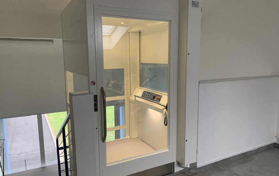 Prelog vertikalna platforma