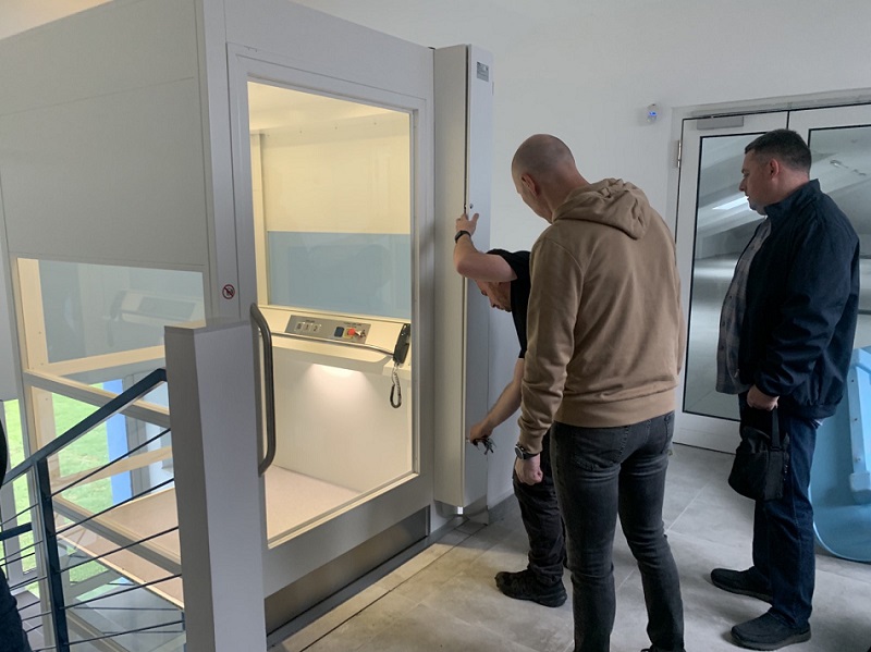 Prelog vertikalna platforma