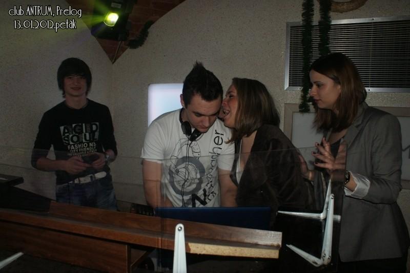 slika0026 Antrum (Petak, 13.1.2012) slika0026 Antrum (Petak, 13.1.2012)