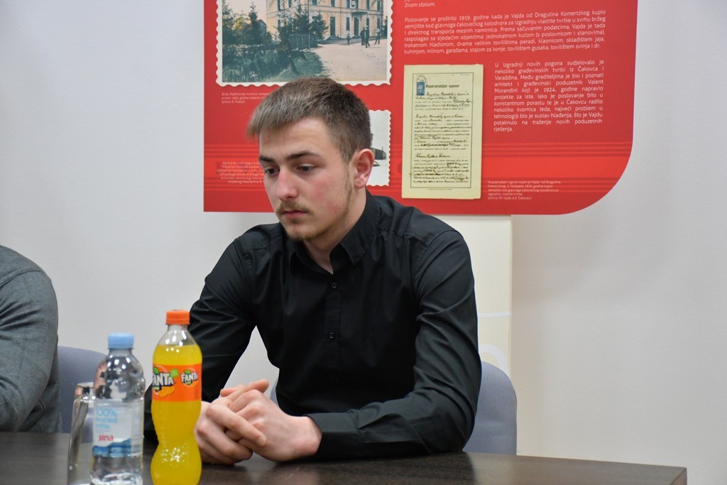 Vajda i Srednja škola Prelog Vajda i Srednja škola Prelog