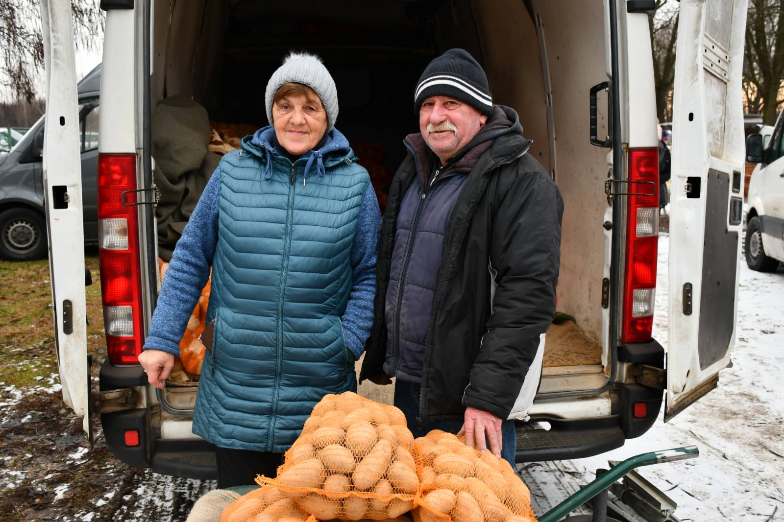 KUPCI NAHRLILI Hladna siječanjska srijeda ispunjena robom i veselim licima