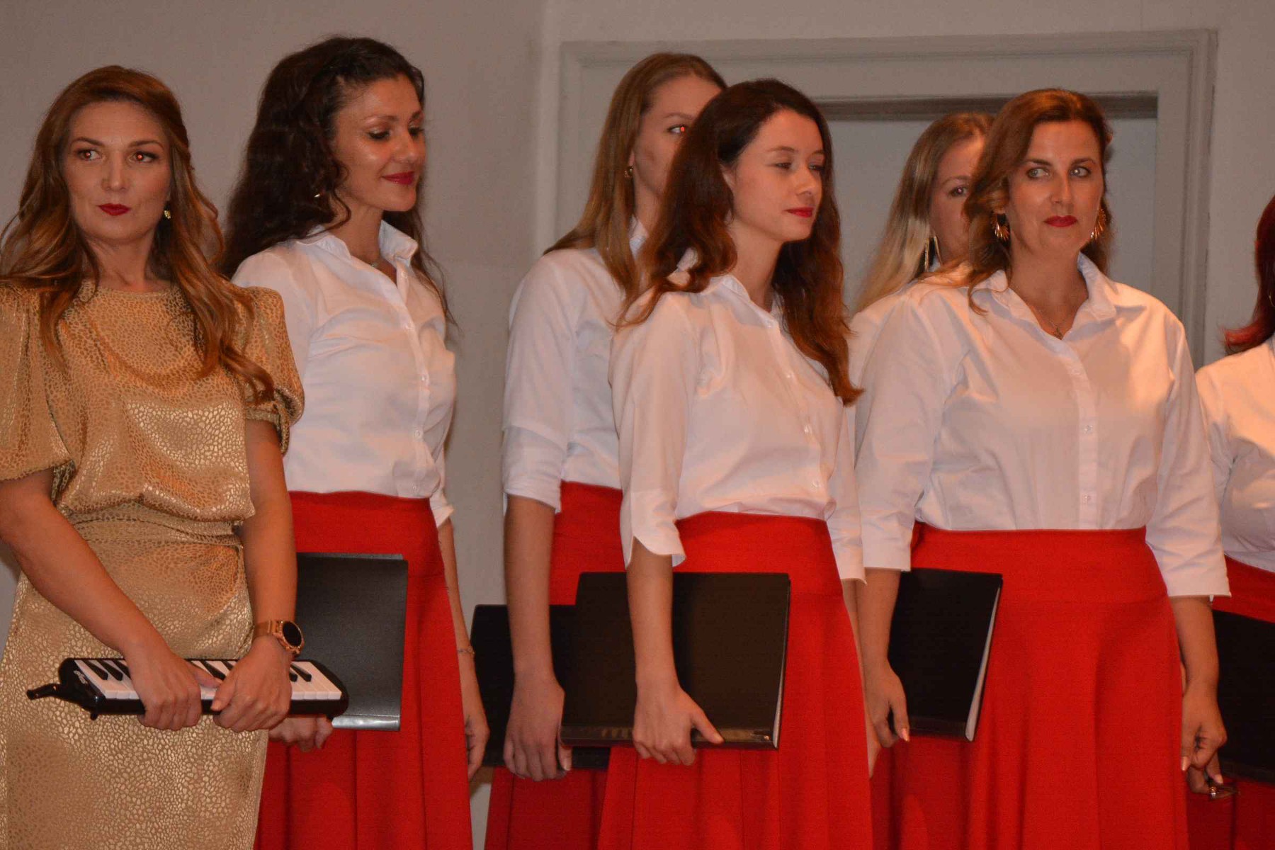 PREDIVNA SUBOTNJA VEČER Koncert Ansambla Pučpuljike