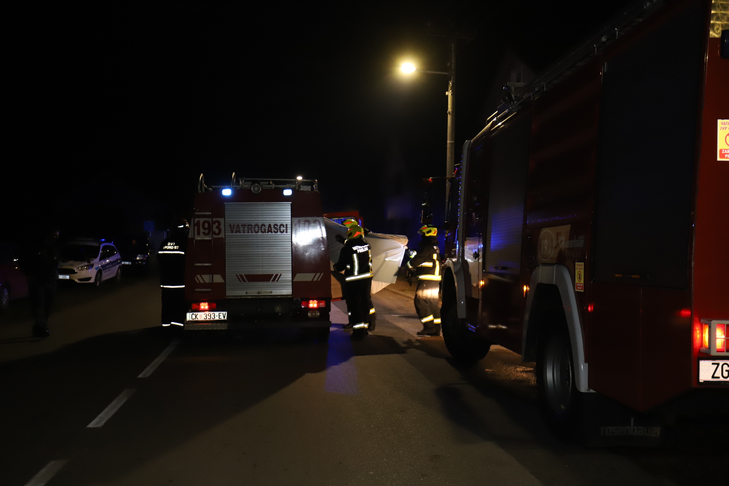 Požar staračkog doma u Otoku: Vatrogasci evakuirali 17 štićenika!