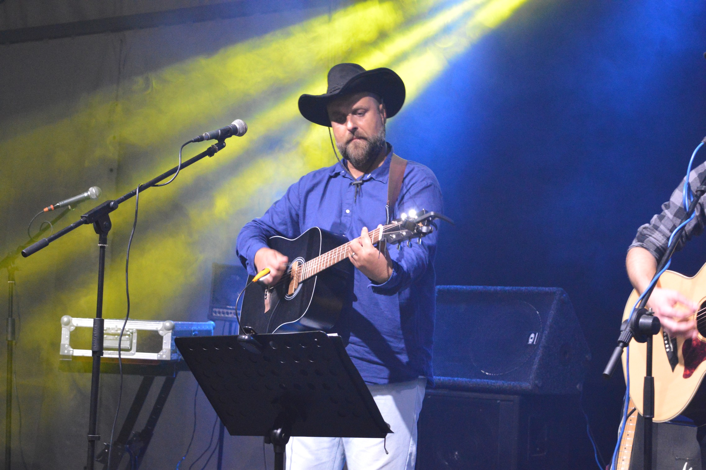 Psihomodo pop i Davor Gobac sjajnim koncertom u Kotoribi zabavili brojnu publiku