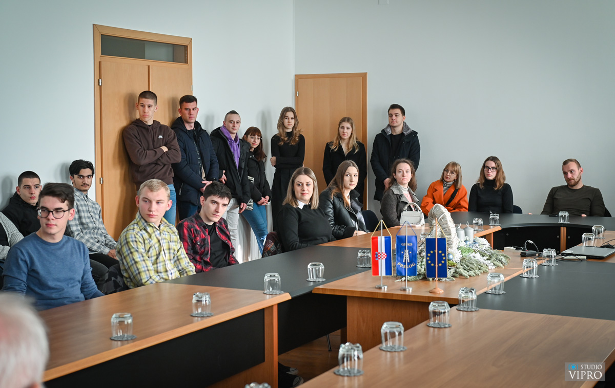 Nagrađeni uspješni učenici i studenti s područja Grada Preloga