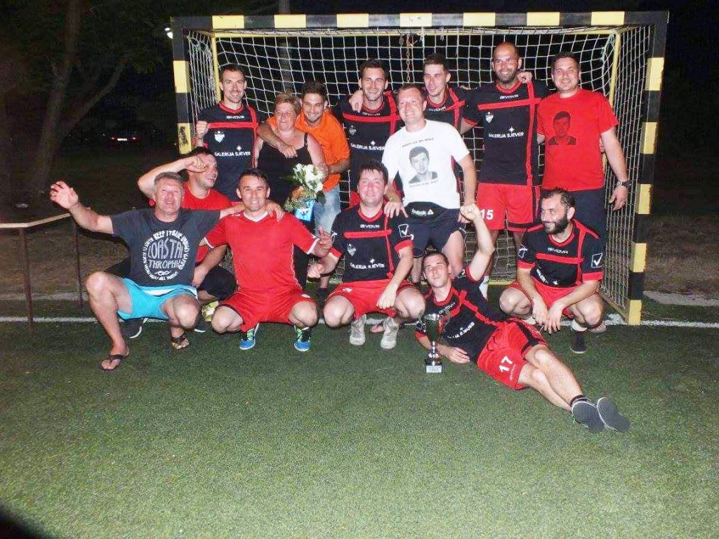 fbimg1498754152586520267