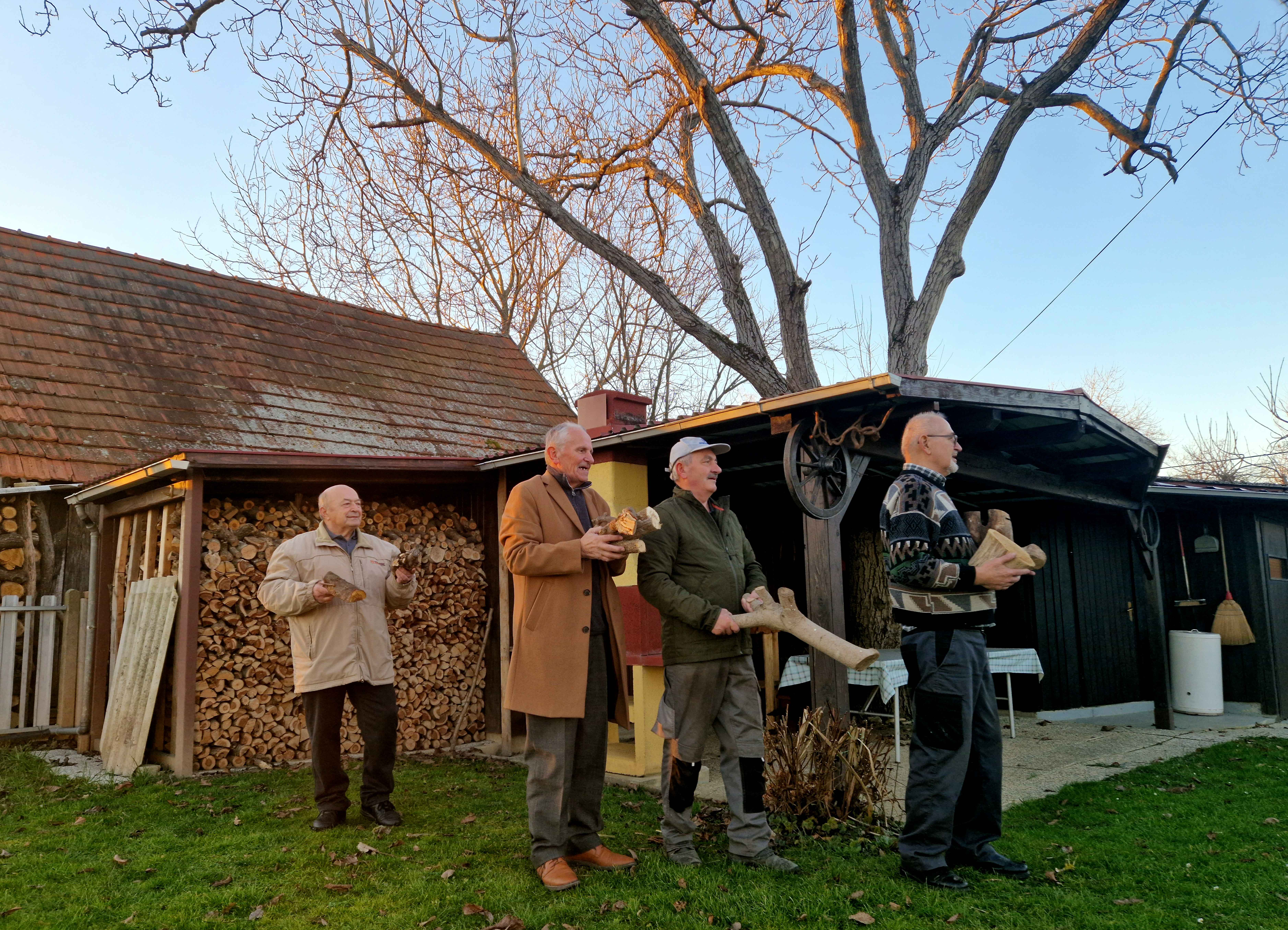 PRVE KAPI ŽGANICE Obitelj Kamenar pripravila plemenit napitak