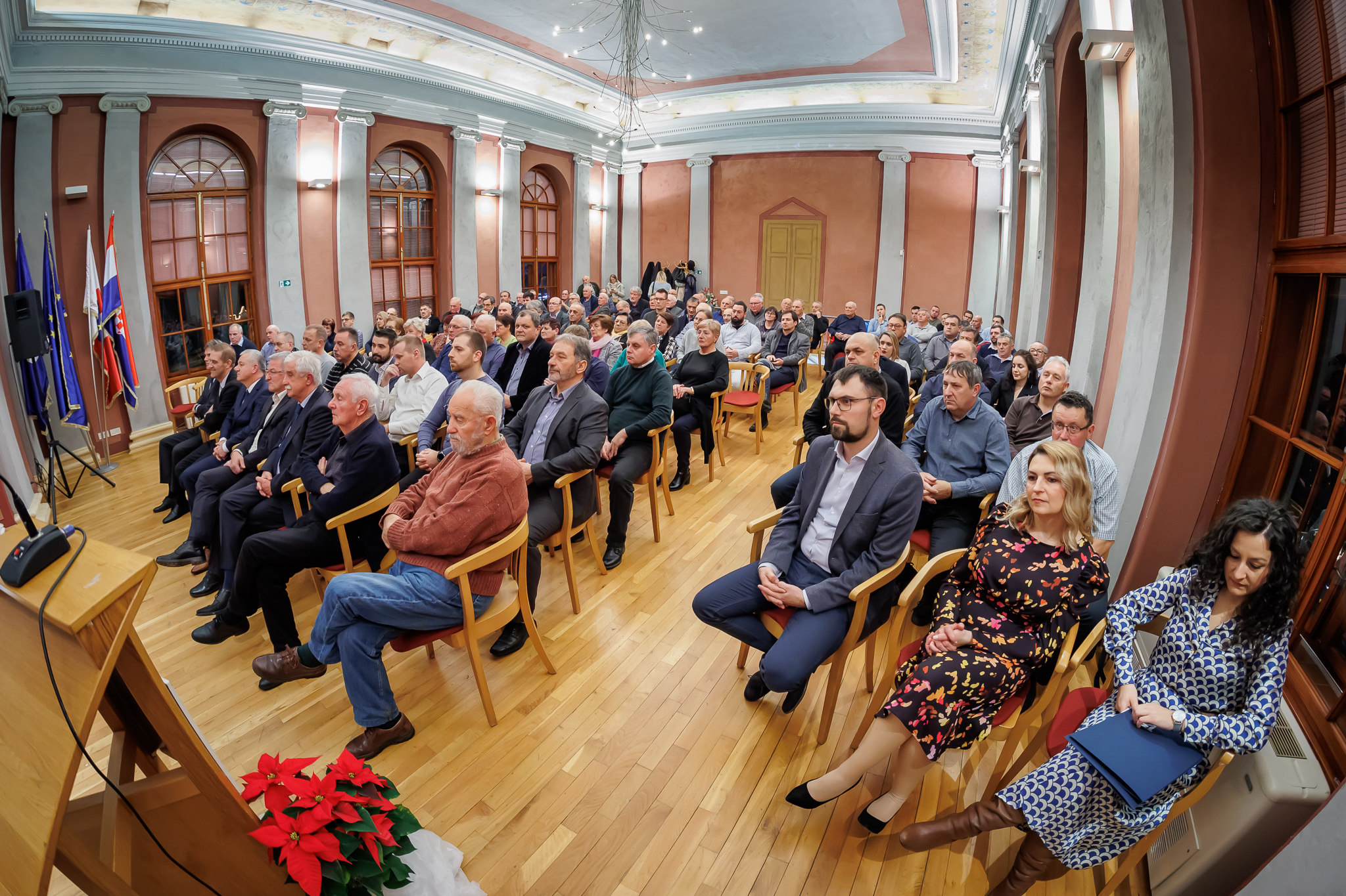 ELEKTRA ČAKOVEC Predstavljanje monografije Ljudi s druge strane utičnice