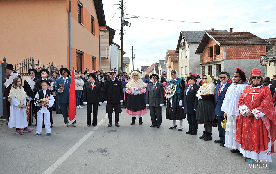 FAŠNIK U GORIČANU Prva nagrada za ‘Vlak u snijegu’, drugo mjesto ‘Ledenim kraljicama’