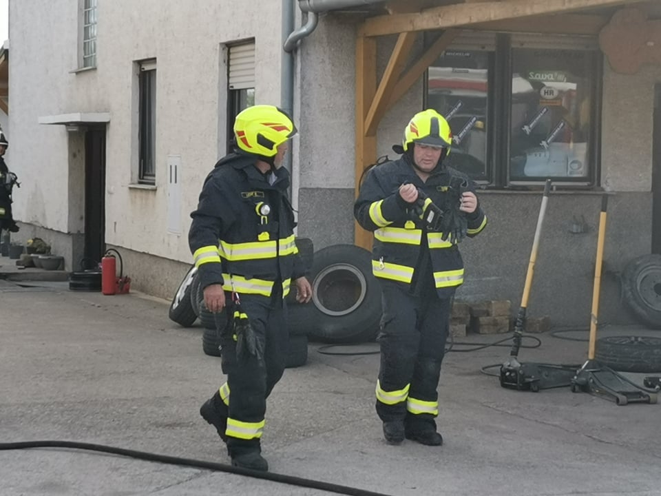 Požar podruma u Prelogu, na teren izašli brojni vatrogasci
